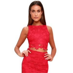 Lulus “Look at Me Wow” Red Floral Lace Crop Top - Medium NWT